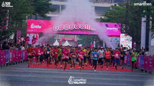 Race photo from Smartfren Run 2025 