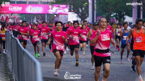 Race photo from Smartfren Run 2025 