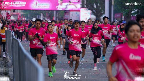 Race photo from Smartfren Run 2025 