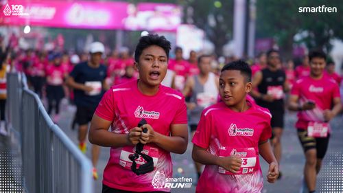 Race photo from Smartfren Run 2025 
