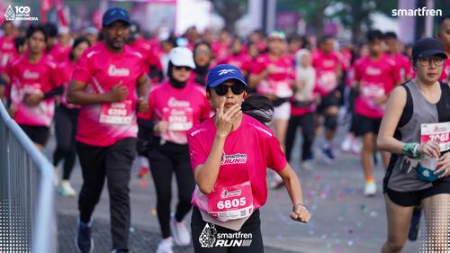 Race photo from Smartfren Run 2025 