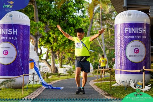 Race photo from Telin Batic 2024 Photo Search