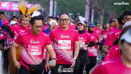 Race photo from Smartfren Run 2025 