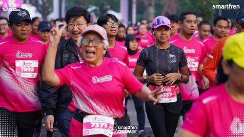 Race photo from Smartfren Run 2025 