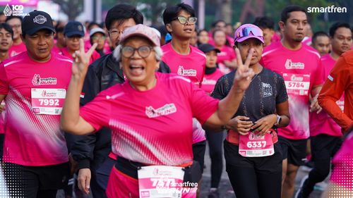 Race photo from Smartfren Run 2025 