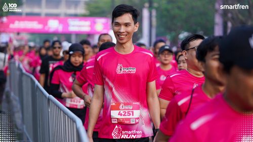Race photo from Smartfren Run 2025 