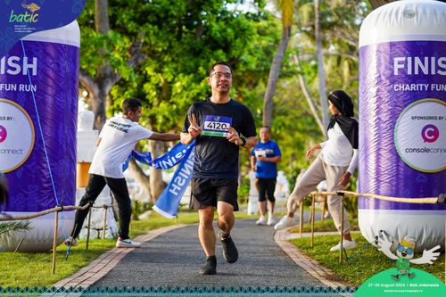 Race photo from Telin Batic 2024 Photo Search