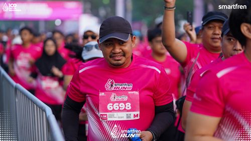 Race photo from Smartfren Run 2025 
