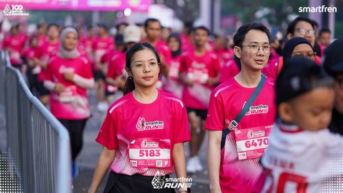 Race photo from Smartfren Run 2025 