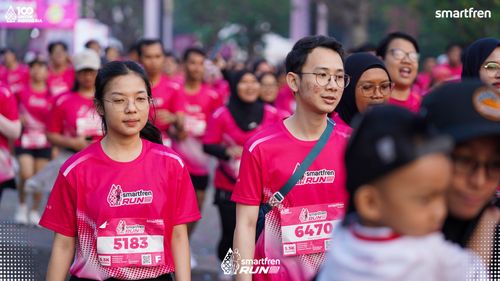 Race photo from Smartfren Run 2025 