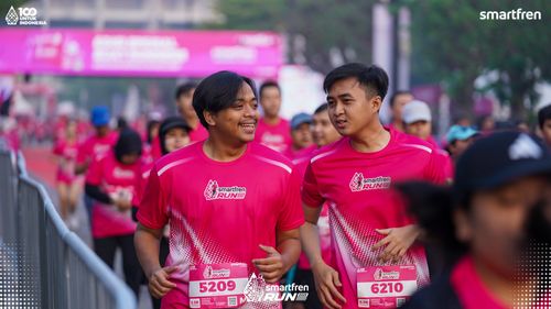 Race photo from Smartfren Run 2025 