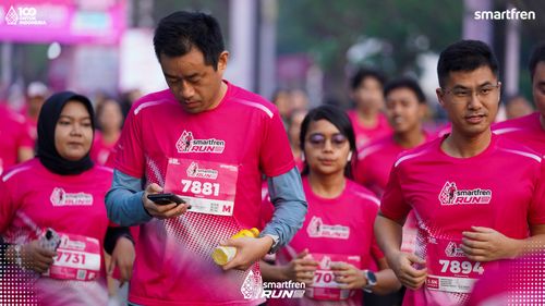 Race photo from Smartfren Run 2025 
