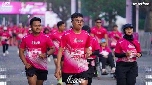 Race photo from Smartfren Run 2025 