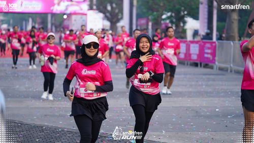 Race photo from Smartfren Run 2025 
