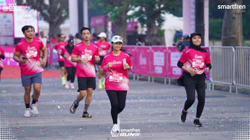 Race photo from Smartfren Run 2025 
