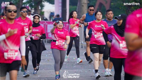 Race photo from Smartfren Run 2025 
