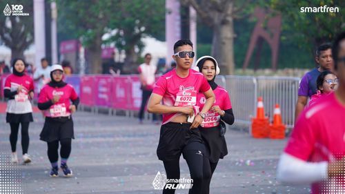 Race photo from Smartfren Run 2025 