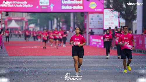 Race photo from Smartfren Run 2025 