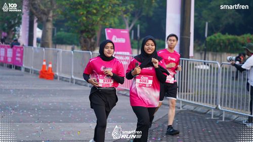Race photo from Smartfren Run 2025 