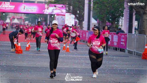 Race photo from Smartfren Run 2025 