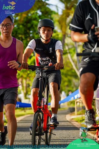 Race photo from Telin Batic 2024 Photo Search
