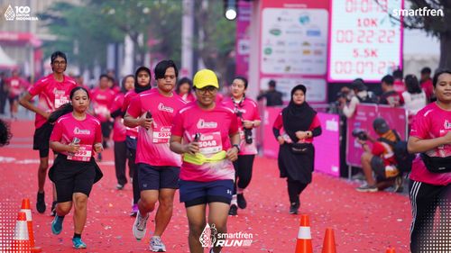 Race photo from Smartfren Run 2025 