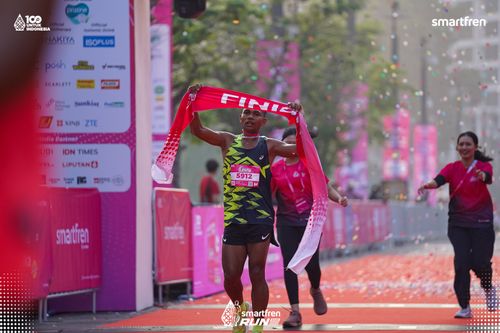 Race photo from Smartfren Run 2025 