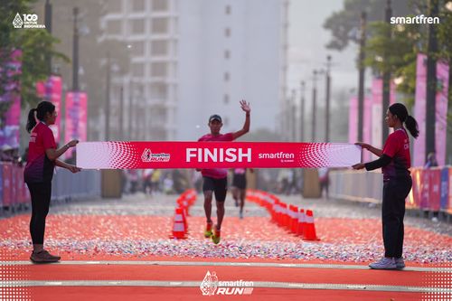 Race photo from Smartfren Run 2025 