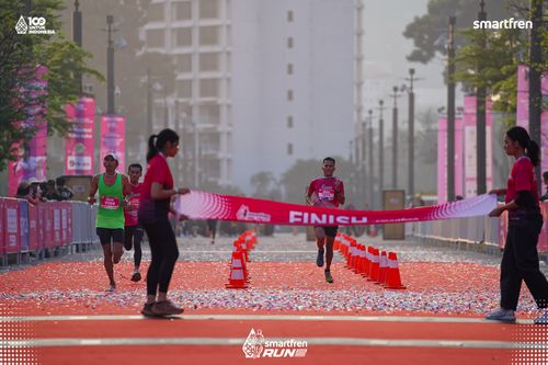 Race photo from Smartfren Run 2025 