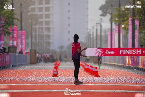 Race photo from Smartfren Run 2025 