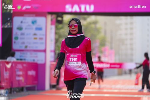 Race photo from Smartfren Run 2025 