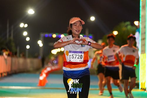 Race photo from PIK NITE RUN 2025