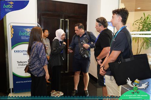 Race photo from Telin Batic 2024 Photo Search