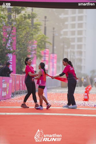 Race photo from Smartfren Run 2025 