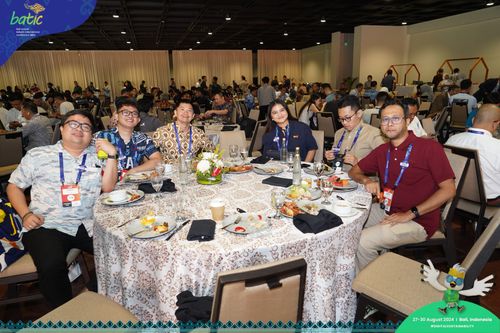 Race photo from Telin Batic 2024 Photo Search