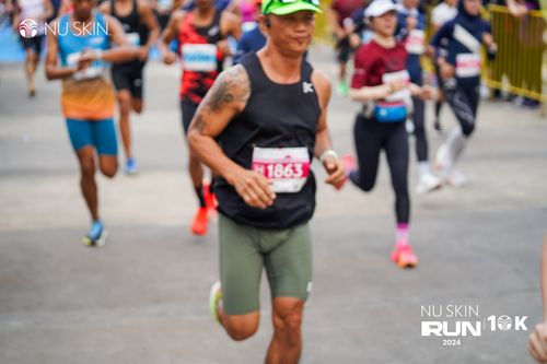 Race photo from Nu Skin Run 10K