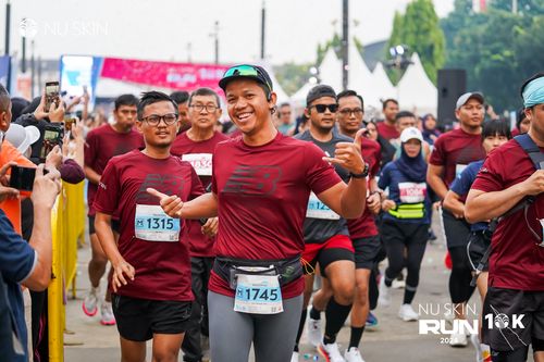 Race photo from Nu Skin Run 10K