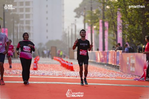 Race photo from Smartfren Run 2025 