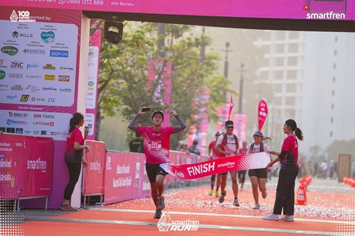 Race photo from Smartfren Run 2025 