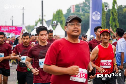 Race photo from Nu Skin Run 10K