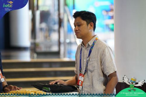 Race photo from Telin Batic 2024 Photo Search