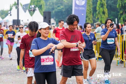 Race photo from Nu Skin Run 10K