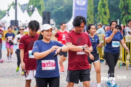 Race photo from Nu Skin Run 10K