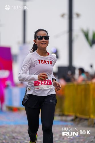 Race photo from Nu Skin Run 10K