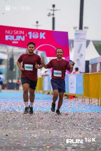 Race photo from Nu Skin Run 10K