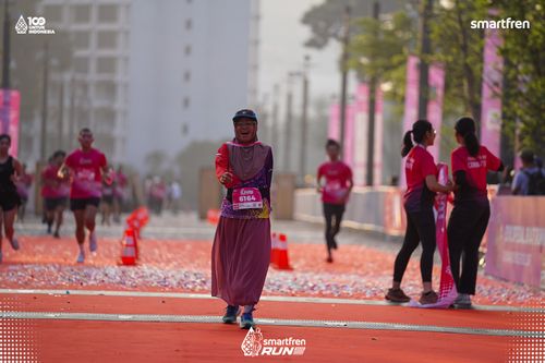 Race photo from Smartfren Run 2025 