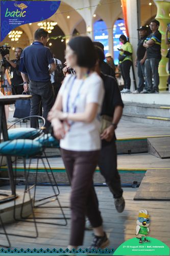 Race photo from Telin Batic 2024 Photo Search