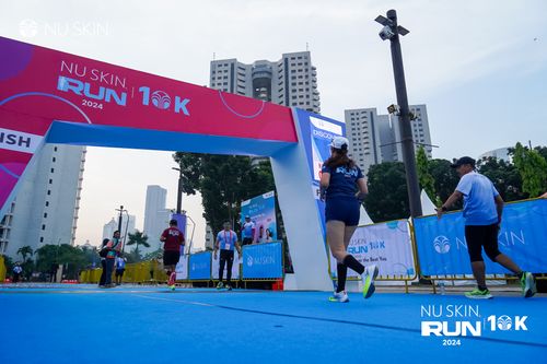 Race photo from Nu Skin Run 10K