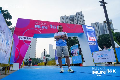 Race photo from Nu Skin Run 10K