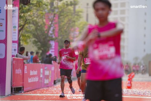 Race photo from Smartfren Run 2025 